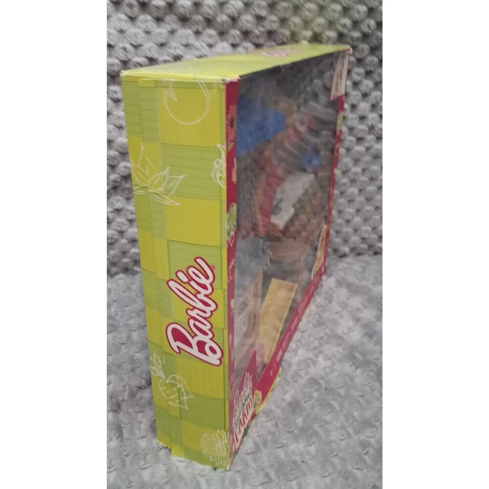 Barbie Sweet Orchard Farm Produce & Juice Stand Market 2019 with Box Fruit Doll